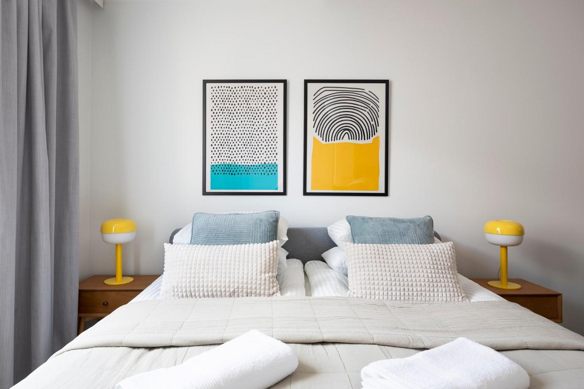 Stylish Flat In Trendy Kallio Helsinki Exterior photo